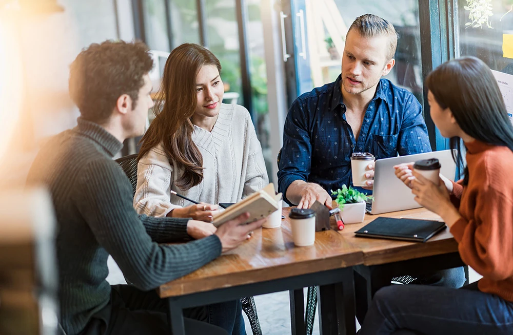 Wir steigern die Performance Ihres Shopify-Shops durch datenbasierte A/B Tests, Nutzeranalyse und gezielte Conversion Optimierung. Durch Varianten für Layout, Inhalte, CTAs, Produktdarstellung und Funnel-Elemente erhalten Sie messbare Ergebnisse, höhere Abschlussraten, bessere Nutzerinteraktionen und nachhaltiges Wachstum – ohne Vermutungen, sondern mit klaren KPIs.